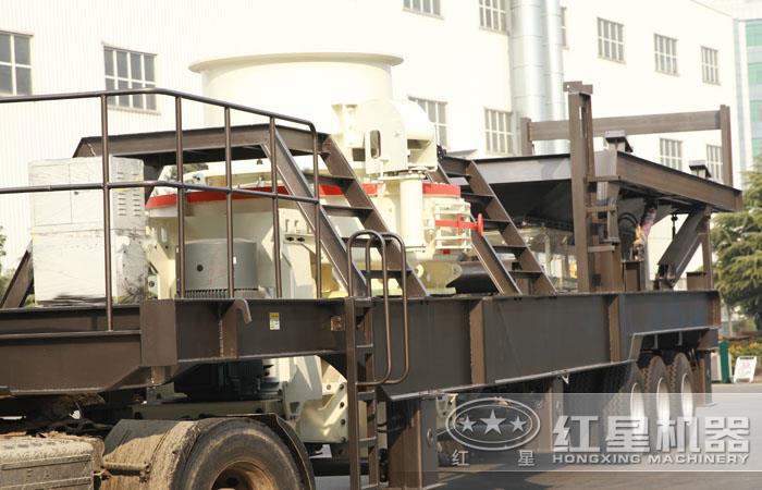 沖擊式移動破石機(jī)，出料粒度0-50mm